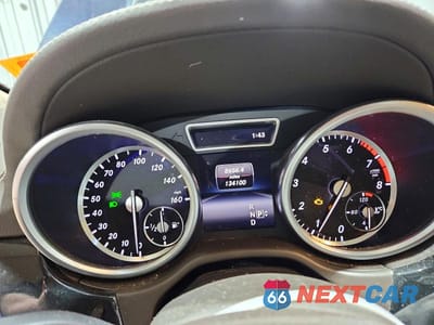 Zdjęcie 9 z 14 samochodu: 2015 MERCEDES-BENZ ML 400 4MATIC VIN:4JGDA5GB6FA542625 - miniatura