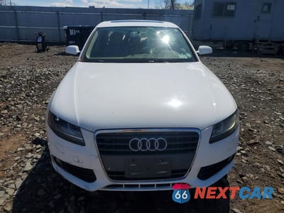 Piąte zdjęcie samochodu w środku: 2011 AUDI A4 PREMIUM VIN:WAUAFAFL6BN033680 - miniatura
