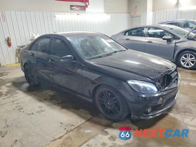 Czwarte zdjęcie samochodu z boku: 2010 MERCEDES-BENZ C 300 4MATIC VIN:WDDGF8BB1AR127109 - miniatura