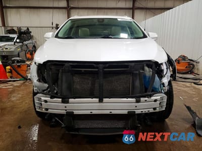 Piąte zdjęcie samochodu w środku: 2017 CADILLAC XT5 LUXURY VIN:1GYKNDRS7HZ327048 - miniatura