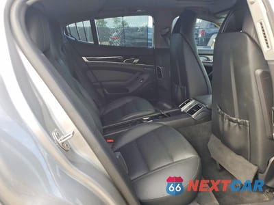 Zdjęcie 10 z 12 samochodu: 2012 PORSCHE PANAMERA S HYBRID VIN:WP0AD2A78CL045531 - miniatura
