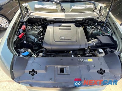 Zdjęcie 8 z 10 samochodu: 2021 LAND ROVER DEFENDER 110 S VIN:SALEJ7RXXM2052024 - miniatura