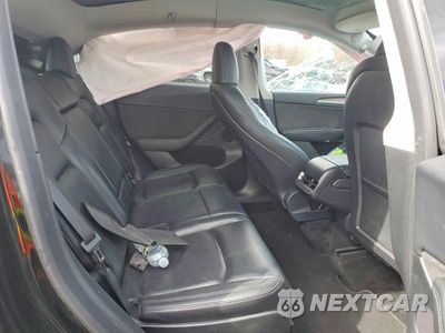 Zdjęcie 10 z 12 samochodu: 2023 TESLA MODEL Y VIN:7SAYGAEE0PF920735 - miniatura