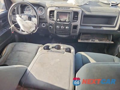 Zdjęcie 8 z 14 samochodu: 2018 RAM 1500 ST VIN:1C6RR7FTXJS171942 - miniatura