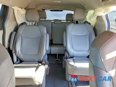 Zdjęcie 10 z 13 samochodu: 2022 TOYOTA SIENNA XLE VIN:5TDJSKFC9NS044854 - miniatura