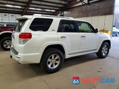 Trzecie zdjęcie samochodu z tyłu: 2013 TOYOTA 4RUNNER SR5 VIN:JTEBU5JR6D5146348 - miniatura
