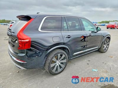 Trzecie zdjęcie samochodu z tyłu: 2021 VOLVO XC90 T8 RECHARGE INSCRIPTION VIN:YV4BR00L0M1713714 - miniatura