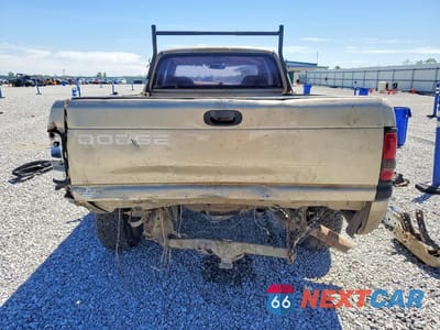 Zdjęcie 6 z 12 samochodu: 2002 DODGE RAM 2500 VIN:3B7KC23682M225214 - miniatura
