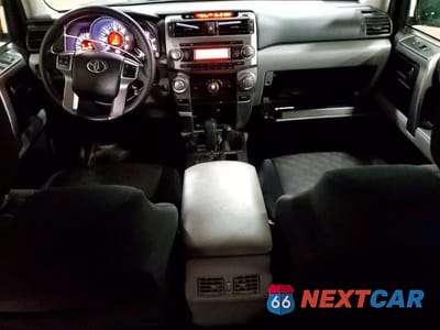 Zdjęcie 8 z 13 samochodu: 2010 TOYOTA 4RUNNER SR5 VIN:JTEBU5JR0A5004914 - miniatura