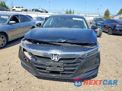 Piąte zdjęcie samochodu w środku: 2019 HONDA ACCORD LX VIN:1HGCV1F16KA061159 - miniatura
