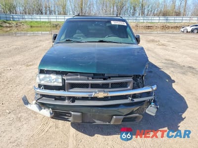 Piąte zdjęcie samochodu w środku: 2003 CHEVROLET S TRUCK S10 VIN:1GCCS14H238262573 - miniatura