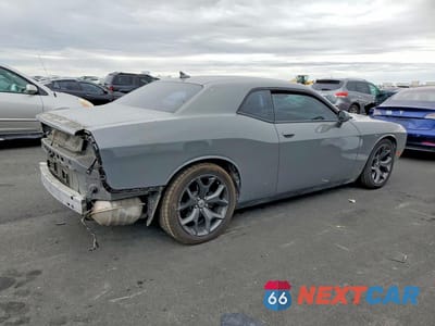 Trzecie zdjęcie samochodu z tyłu: 2017 DODGE CHALLENGER SXT VIN:2C3CDZAG2HH629398 - miniatura