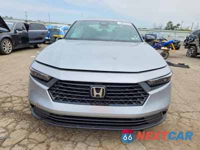 Piąte zdjęcie samochodu w środku: 2025 HONDA ACCORD HYBRID SPORT VIN:1HGCY2F5XSA040962 - miniatura