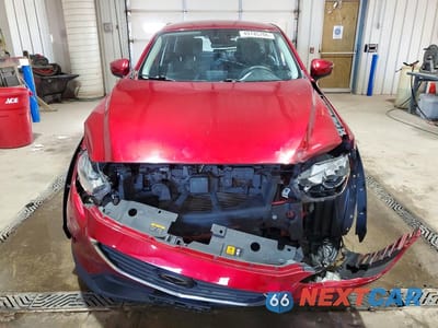Piąte zdjęcie samochodu w środku: 2019 MAZDA CX-3 SPORT VIN:JM1DKFB71K0433242 - miniatura