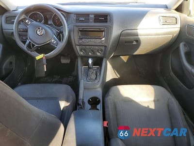Zdjęcie 8 z 12 samochodu: 2015 VOLKSWAGEN JETTA BASE VIN:3VW2K7AJ2FM226028 - miniatura