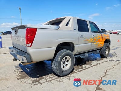 Trzecie zdjęcie samochodu z tyłu: 2004 CHEVROLET AVALANCHE K1500 VIN:3GNEK12T44G126349 - miniatura