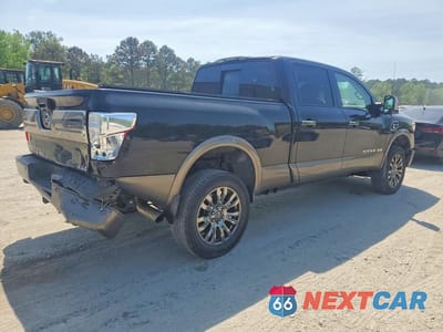 Trzecie zdjęcie samochodu z tyłu: 2016 NISSAN TITAN XD PLATINUM RESERVE VIN:1N6BA1F49GN507575 - miniatura