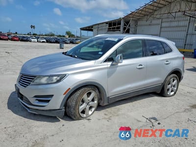 2017 LINCOLN MKC PREMIERE 5LMCJ1C96HUL33844 - główne zdjęcie licytacji z USA - miniatura