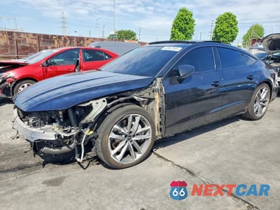 2021 AUDI A7 PREMIUM PLUS S-LINE WAUU2AF25MN045449 - główne zdjęcie licytacji z USA - miniatura