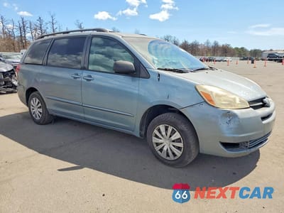 Czwarte zdjęcie samochodu z boku: 2005 TOYOTA SIENNA VIN:5TDZA23C15S352949 - miniatura