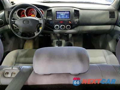Zdjęcie 8 z 12 samochodu: 2005 TOYOTA TACOMA BASE VIN:5TENX22N55Z134743 - miniatura