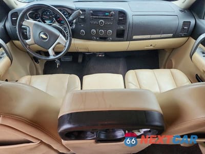 Zdjęcie 8 z 11 samochodu: 2008 CHEVROLET SILVERADO K1500 VIN:3GCEK13J18G295188 - miniatura