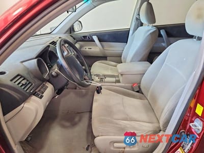Zdjęcie 7 z 13 samochodu: 2010 TOYOTA HIGHLANDER BASE VIN:5TDBK3EH5AS007561 - miniatura