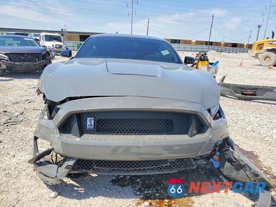 Piąte zdjęcie samochodu w środku: 2018 FORD MUSTANG SHELBY GT350 VIN:1FA6P8JZ7J5500698 - miniatura