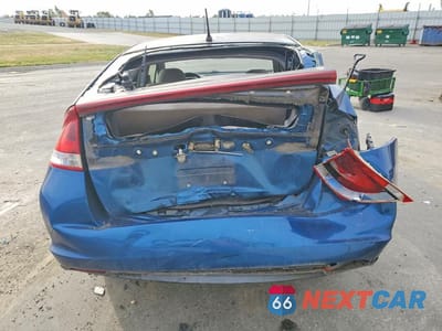 Zdjęcie 6 z 12 samochodu: 2013 HONDA INSIGHT LX VIN:JHMZE2H51DS006676 - miniatura