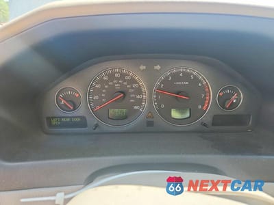 Zdjęcie 9 z 12 samochodu: 2005 VOLVO V70 FWD VIN:YV1SW592252512955 - miniatura