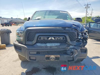 Piąte zdjęcie samochodu w środku: 2021 RAM 1500 CLASSIC SLT VIN:1C6RR7GG0MS522881 - miniatura