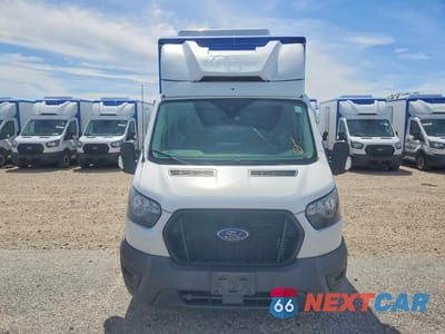 Piąte zdjęcie samochodu w środku: 2021 FORD TRANSIT DELIVERY TRUCK VIN:1FDBW5Z85MKA93150 - miniatura