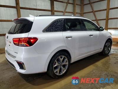 Trzecie zdjęcie samochodu z tyłu: 2019 KIA SORENTO SX V6 VIN:5XYPKDA57KG500535 - miniatura