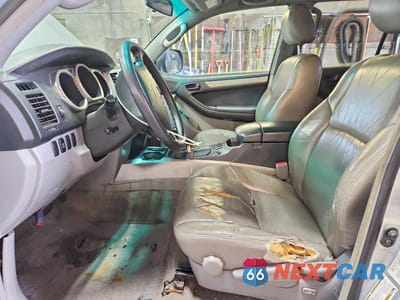 Zdjęcie 7 z 12 samochodu: 2004 TOYOTA 4RUNNER SR5 VIN:JTEBU14R740042159 - miniatura