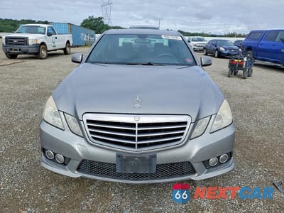 Piąte zdjęcie samochodu w środku: 2010 MERCEDES-BENZ E 350 VIN:WDDHF5GB1AA135950 - miniatura