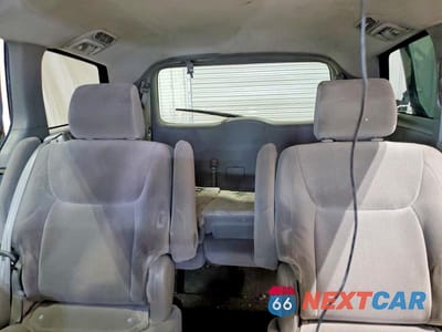 Zdjęcie 10 z 12 samochodu: 2005 TOYOTA SIENNA LE 7 PASSENGER VIN:5TDZA23C95S256292 - miniatura