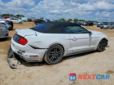 Trzecie zdjęcie samochodu z tyłu: 2020 FORD MUSTANG VIN:1FATP8UH6L5125783 - miniatura