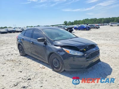 2018 FORD FOCUS S 1FADP3E21JL299044 - główne zdjęcie licytacji z USA - miniatura