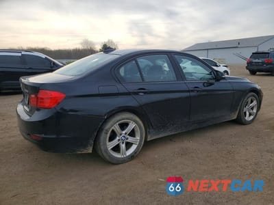 Trzecie zdjęcie samochodu z tyłu: 2014 BMW 328 XI SULEV VIN:WBA3B5C5XEP542231 - miniatura
