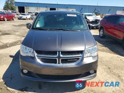 Piąte zdjęcie samochodu w środku: 2020 DODGE GRAND CARAVAN SXT VIN:2C4RDGCGXLR152634 - miniatura