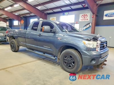 Czwarte zdjęcie samochodu z boku: 2008 TOYOTA TUNDRA GRADE VIN:5TFCV54178X008002 - miniatura
