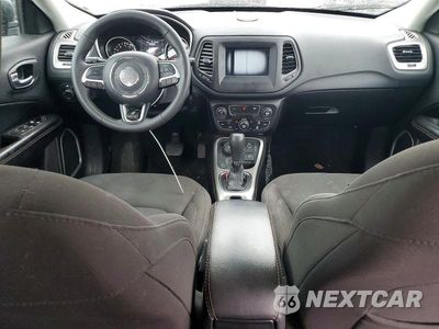 Zdjęcie 8 z 13 samochodu: 2019 JEEP COMPASS SPORT VIN:3C4NJDAB4KT793884 - miniatura