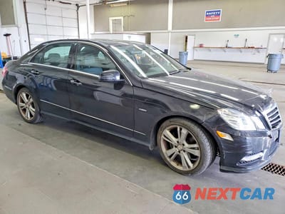 Czwarte zdjęcie samochodu z boku: 2012 MERCEDES-BENZ E 350 4MATIC VIN:WDDHF8JB5CA633842 - miniatura