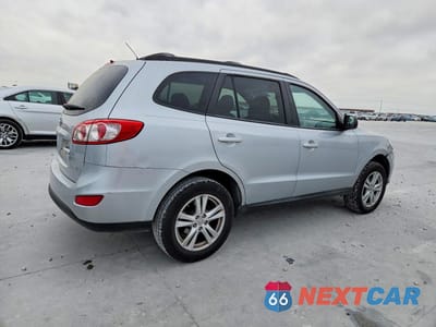 Trzecie zdjęcie samochodu z tyłu: 2010 HYUNDAI SANTA FE GLS VIN:5NMSG3AB8AH402162 - miniatura