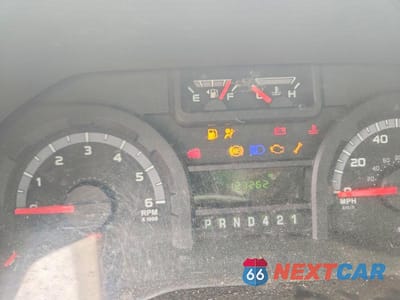 Zdjęcie 9 z 13 samochodu: 2019 FORD E350 BOX TRUCK VIN:1FDWE3FS8KDC32925 - miniatura