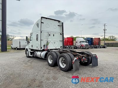Trzecie zdjęcie samochodu z tyłu: 2020 FREIGHTLINER CASCADIA 126 VIN:3AKJHHDR0LSLV8705 - miniatura
