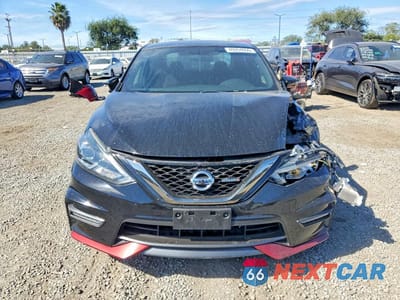 Piąte zdjęcie samochodu w środku: 2018 NISSAN SENTRA NISMO VIN:3N1CB7AP6JY237131 - miniatura