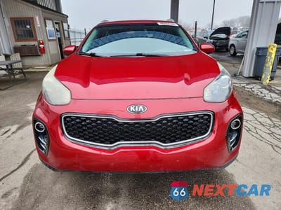 Piąte zdjęcie samochodu w środku: 2018 KIA SPORTAGE LX VIN:KNDPMCAC6J7393041 - miniatura