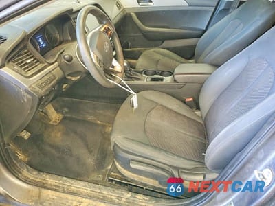 Zdjęcie 7 z 12 samochodu: 2019 HYUNDAI SONATA SE VIN:5NPE24AF2KH780700 - miniatura