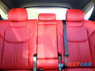 Zdjęcie 10 z 14 samochodu: 2026 GENESIS GV70 2.5T SPORT PRESTIGE VIN:5NMMFDTB9TH059735 - miniatura
